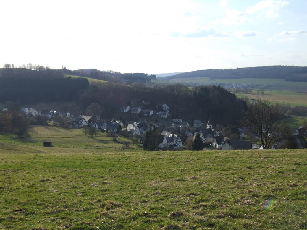 Helmeringhauen im April 2010